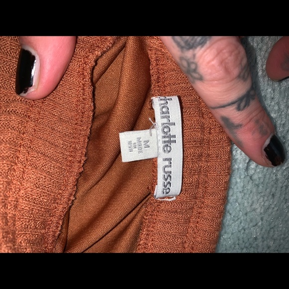 belt mini skirt - Picture 2 of 2